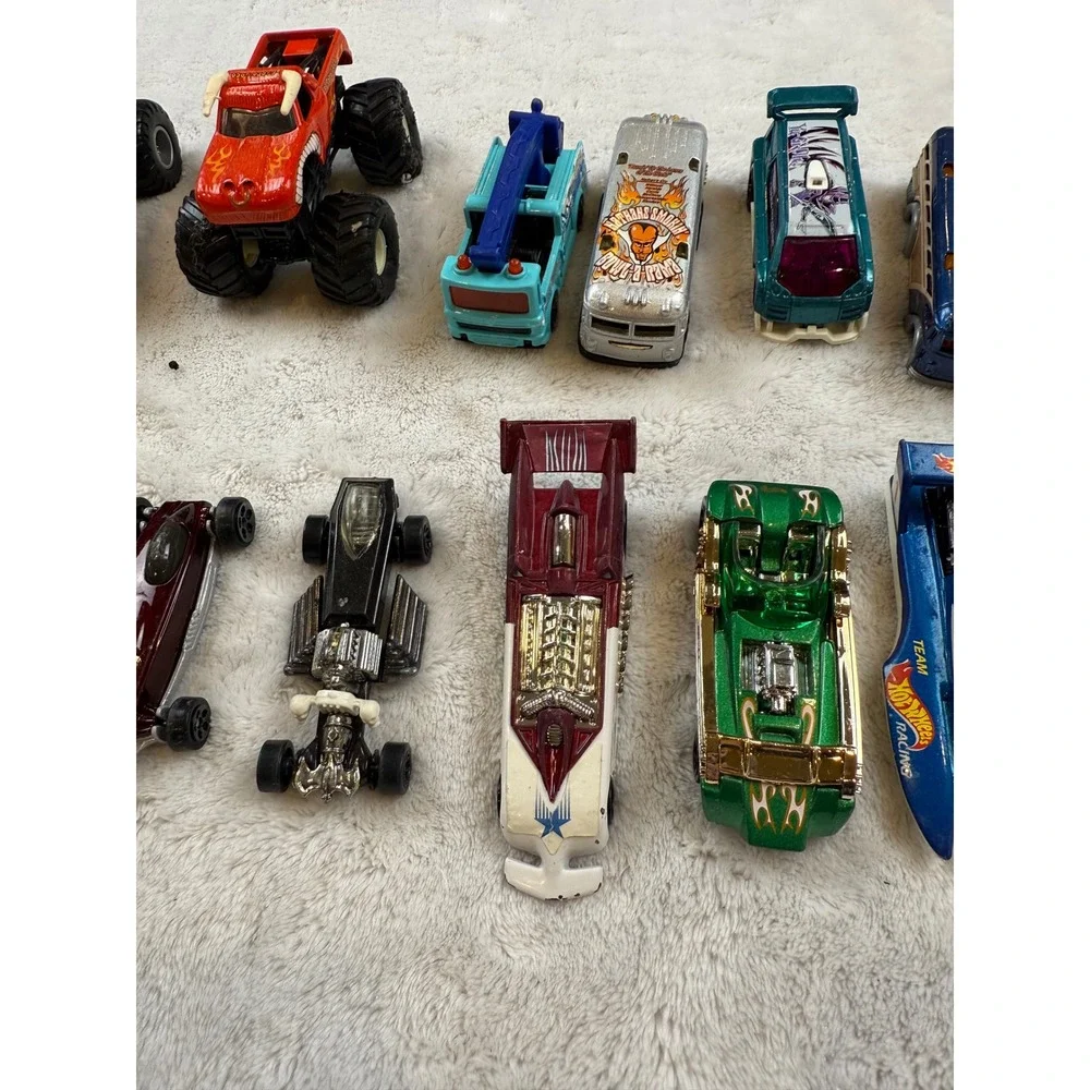 Hot Wheels‎ Lot Monster Trucks Race Cars School Bus Diecast Metal Toys
